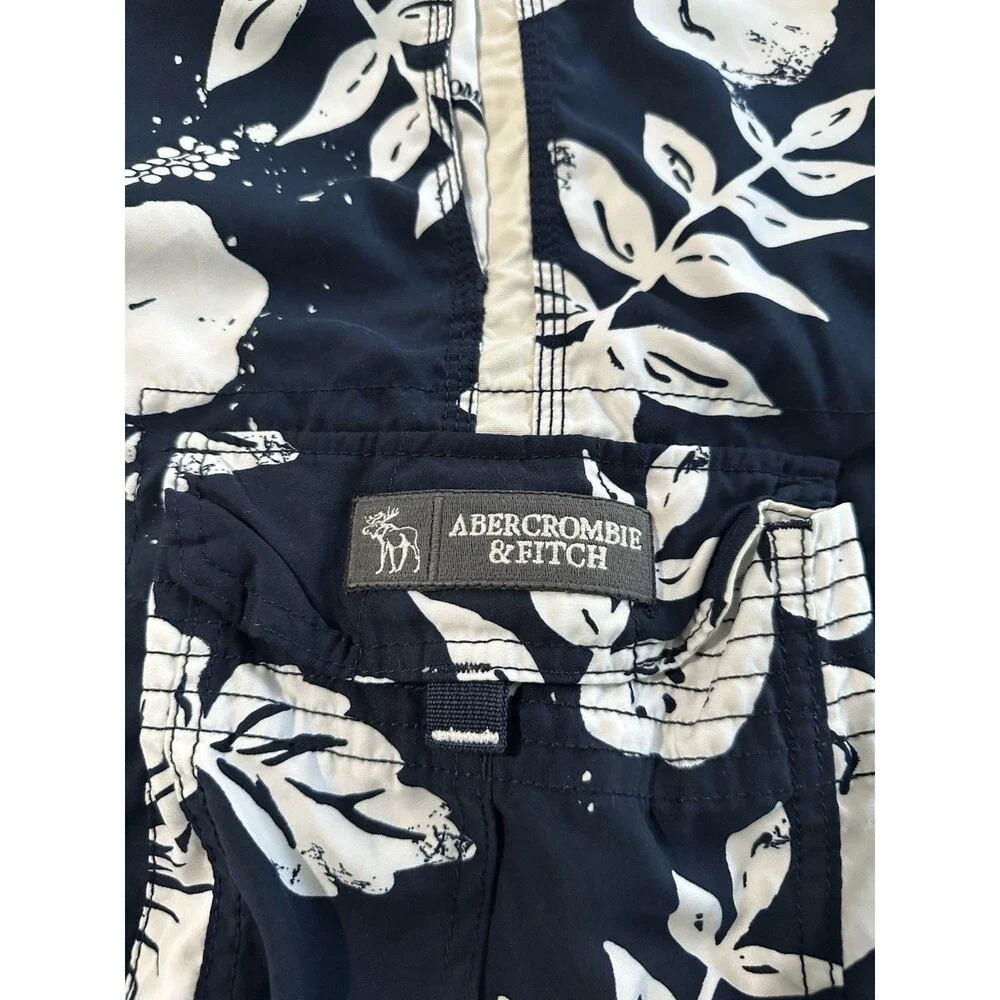 Abercrombie & Fitch Board Shorts Mens 32 Blue Floral Cargo Swim Trunks Tuggers
